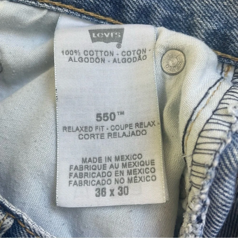 Levi's Jeans‎ Men's 550 Relaxed Fit Medium Wash 100% Cotton Size 36 X 30